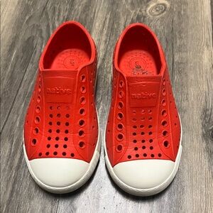 Native Kid Red Sandals Size 8C
